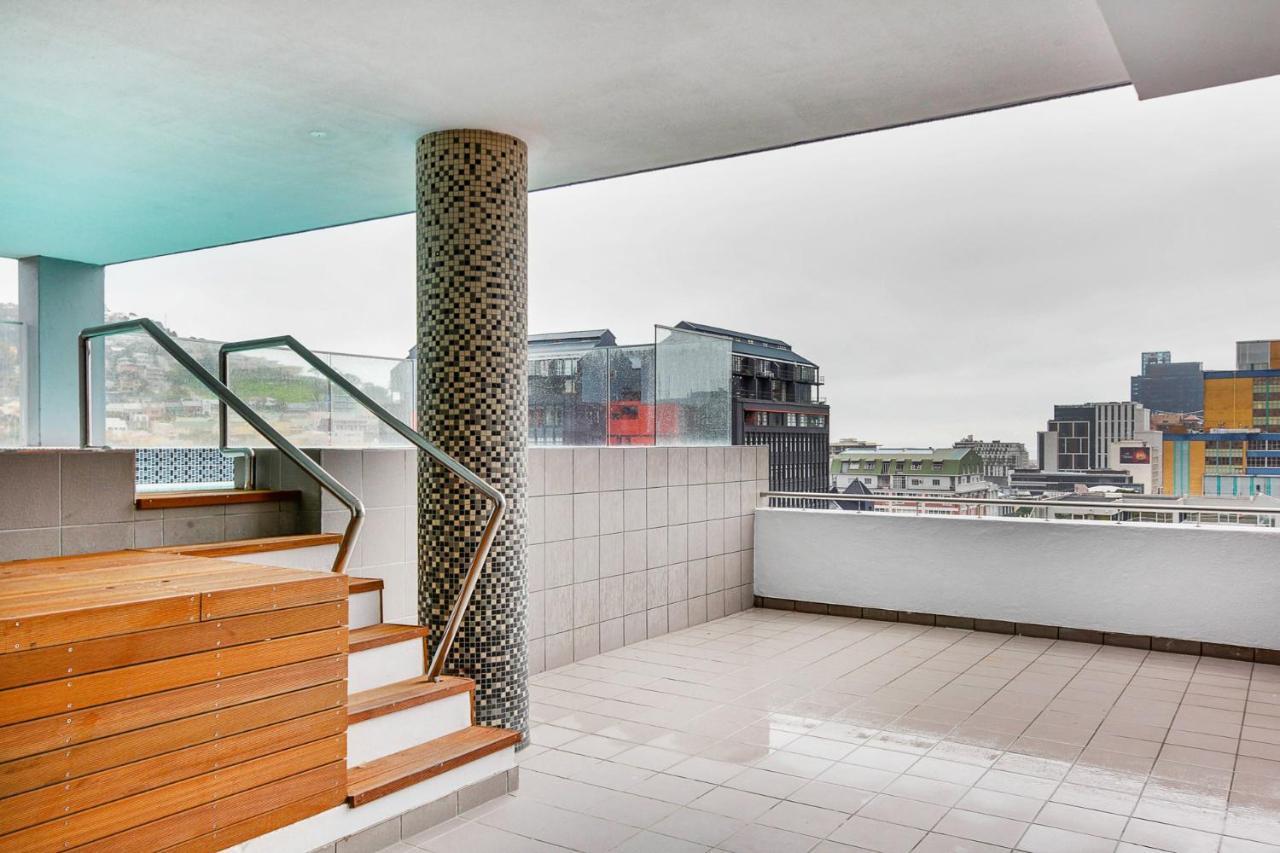 Backup-Powered Colourfull City Balcony Apartment Cape Town Eksteriør bilde