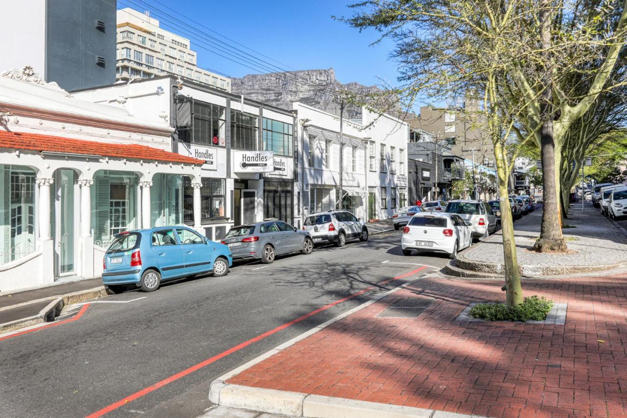 Backup-Powered Colourfull City Balcony Apartment Cape Town Eksteriør bilde