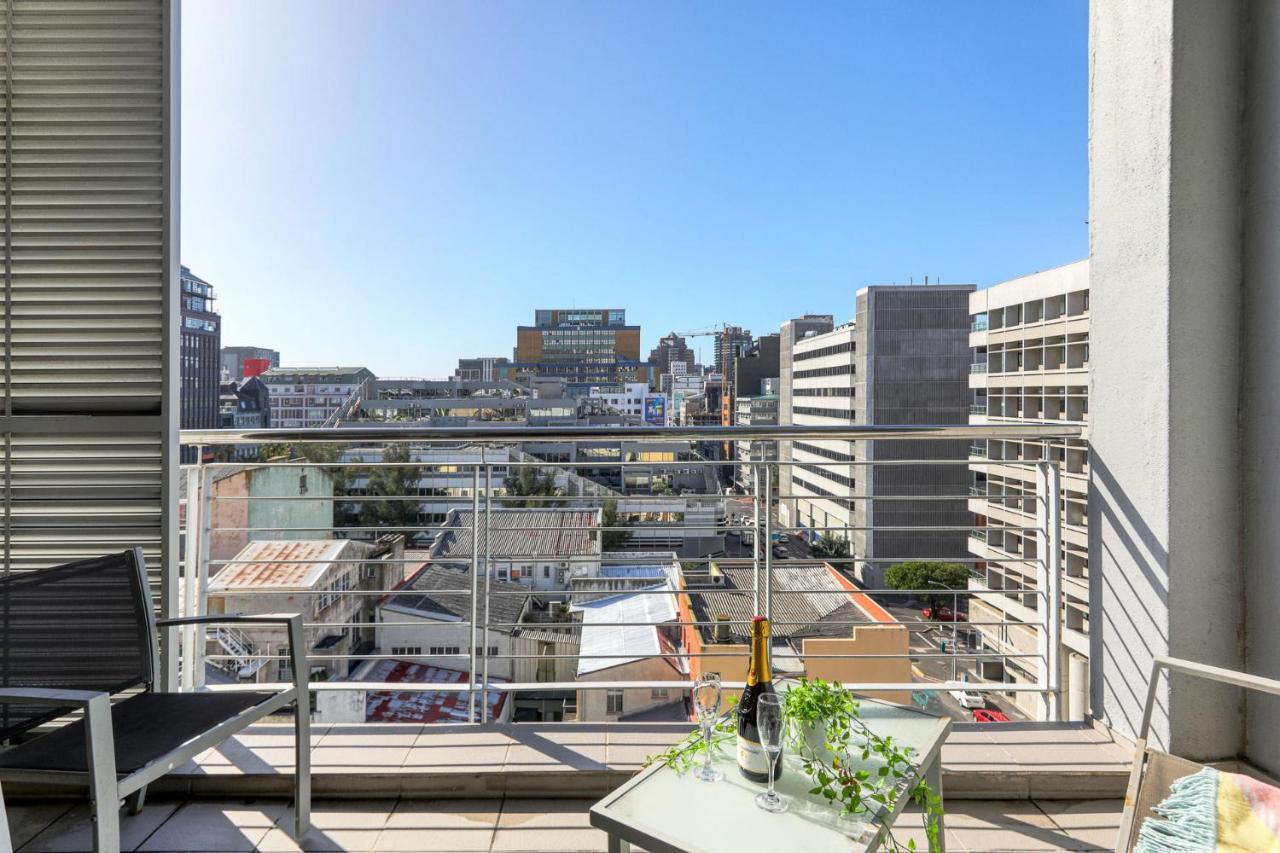 Backup-Powered Colourfull City Balcony Apartment Cape Town Eksteriør bilde